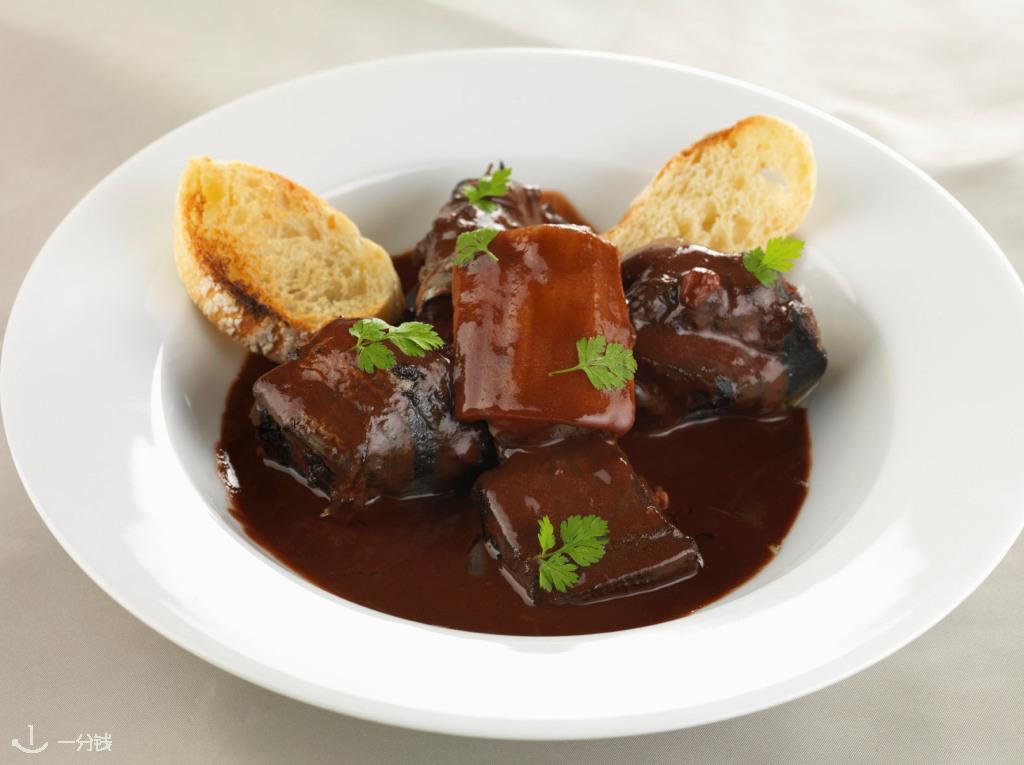 波尔多美食：La lamproie à la bordelaise