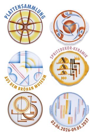Various cake plates