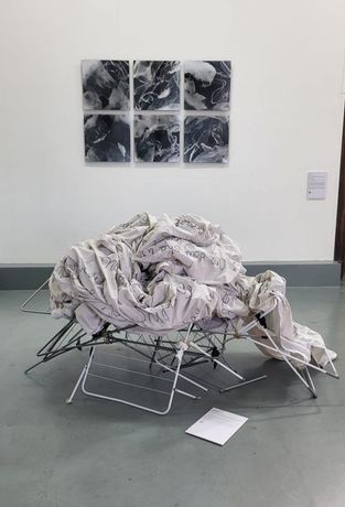 Six by Sonia Thomas and The Weight Of It All