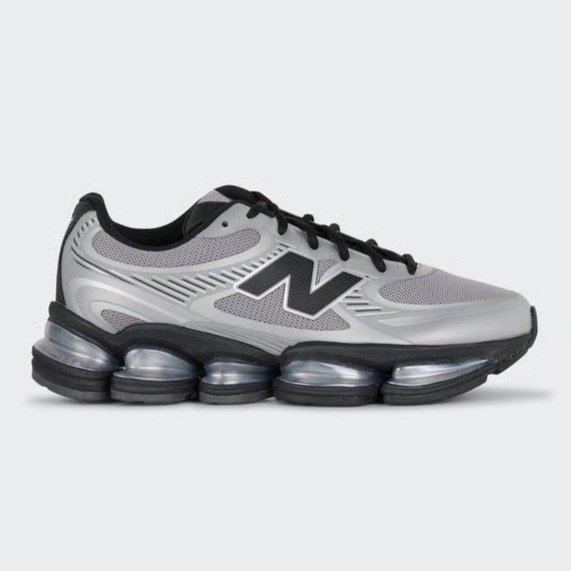 New Balance 2000灰色运动鞋