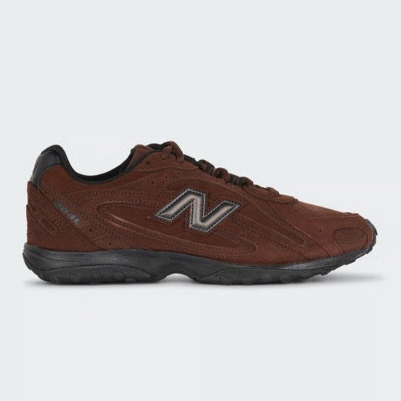 New Balance 204L棕色运动鞋