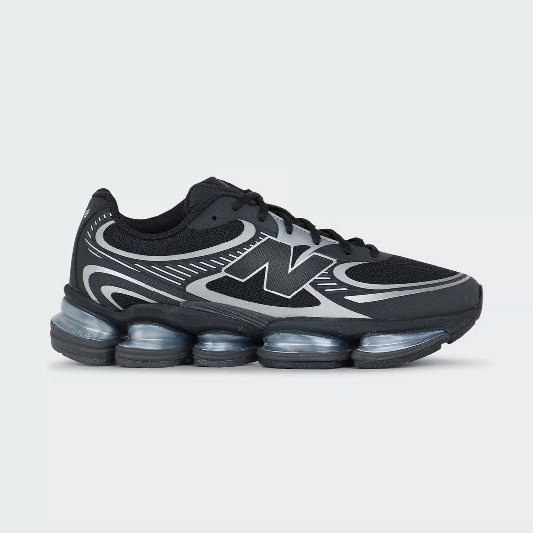New Balance 2000黑色运动鞋