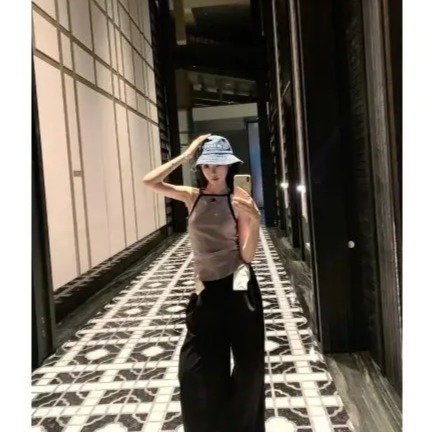 Courrèges 标志棉质背心 灰色｜1件