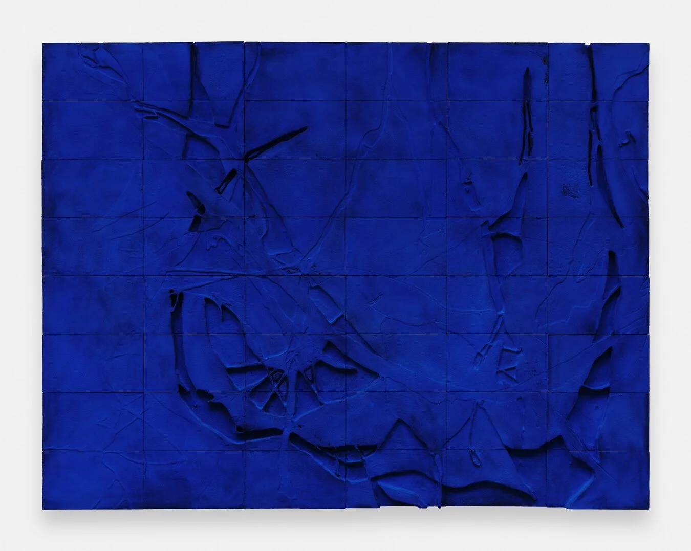 Pia Ortuño《Down to the Roots》:材料实验与文化记忆的回归