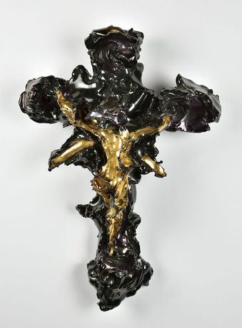 Lucio Fontana《Manu-Facture: The Ceramics of Lucio Fontana》:陶瓷与空间的创新对话