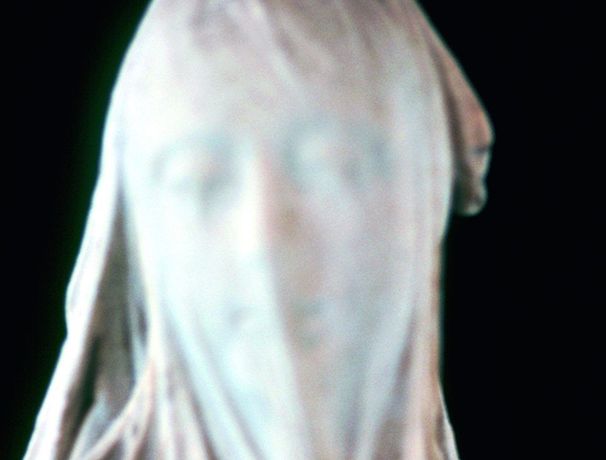 Nan Goldin《This Will Not End Well》:一场关于亲密、创伤与自我探索的影像之旅