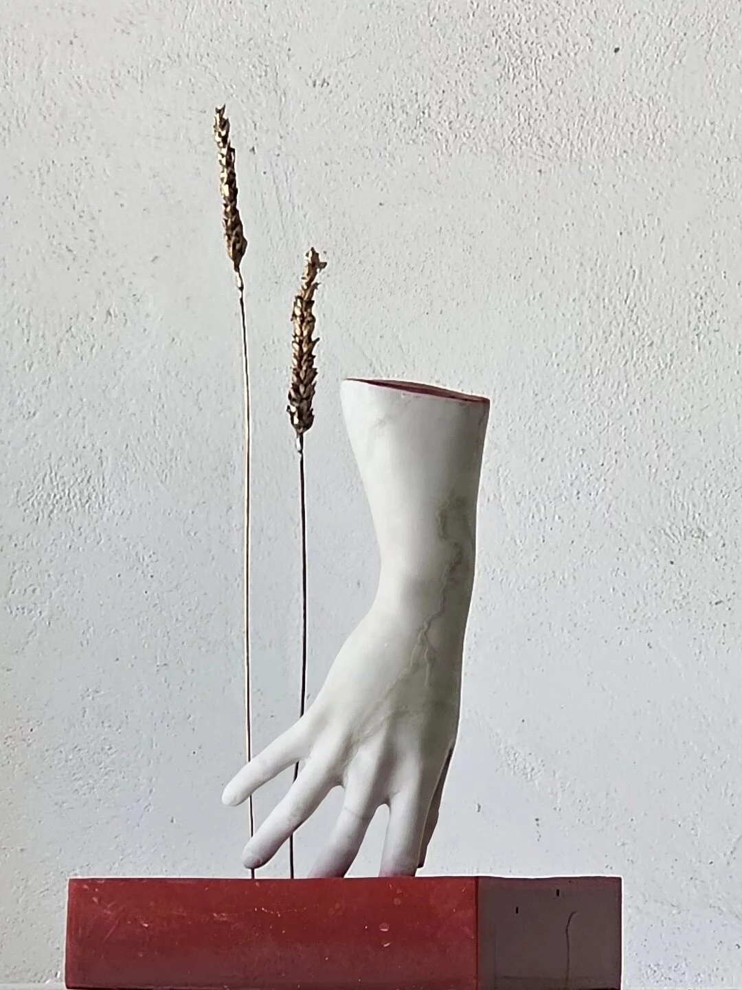 Alessia Forconi《Semen》：宗教与新生的雕塑对话
