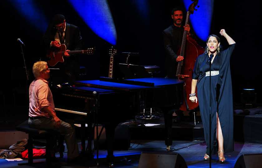 Pink Martini 2025 法国巡演《环球派对》格勒诺布尔、蒙特利马站来了:多语种金曲现场大合唱