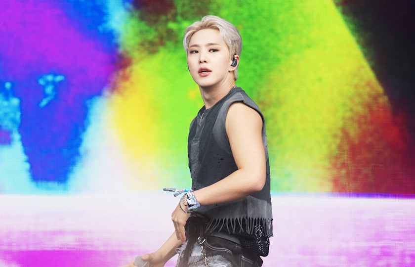 Hoshi 2025 年欧洲巡演《Hoshi Concert》法国及周边站来了:法语流行新声,现场氛围炸裂!