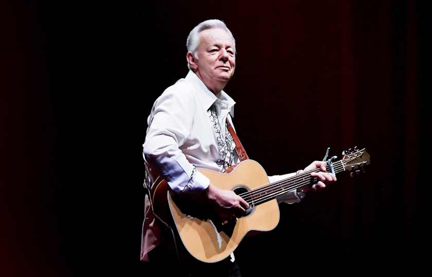 Tommy Emmanuel 2026年意大利巡演《Live in Italy》米兰、罗马等六城连开:吉他大师现场炸场,乐迷必冲!