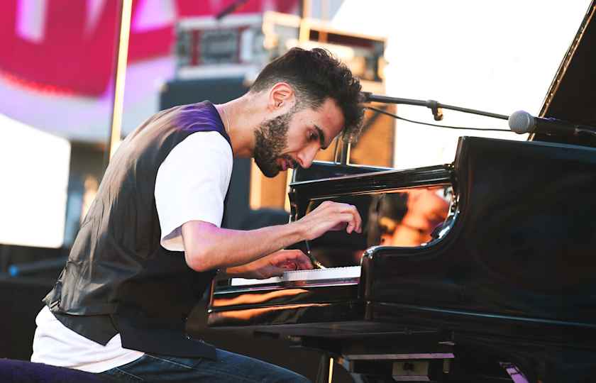 Tigran Hamasyan 2025年西班牙巡演来了：爵士钢琴魔法席卷巴塞罗那&卡塔赫纳！