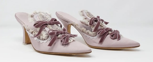 玛丽·安托瓦内特风格《玛丽·安托瓦内特风格》：一场跨越时空的时尚与历史盛宴