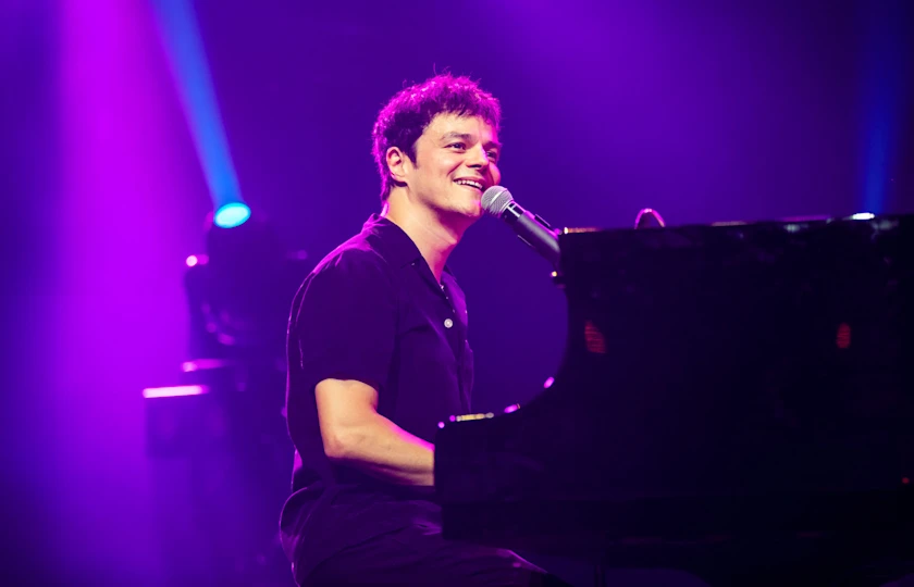 Jamie Cullum 2025 演唱会《Jamie Cullum Live》伦敦站来了:爵士流行天才燃爆 Royal Albert Hall!