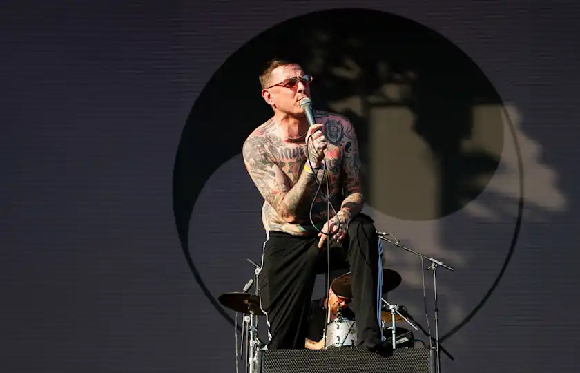 Viagra Boys 2026 巴塞罗那演唱会《Primavera Sound》来了：后朋克炸场，年度必看音乐节现场！