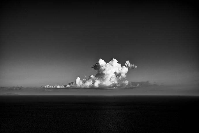 Wei Jian Chan《Journey to the West》:黑白镜头下的移民心路