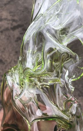 Jean-François / Daisy Krebs《Plasmatic Joy》:玻璃、植物与身份的流动交融