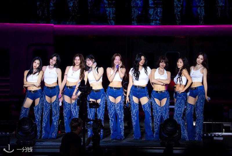 TWICE 2026 都灵演唱会 Inalpi Arena 站来了：K-pop女团燃爆意大利