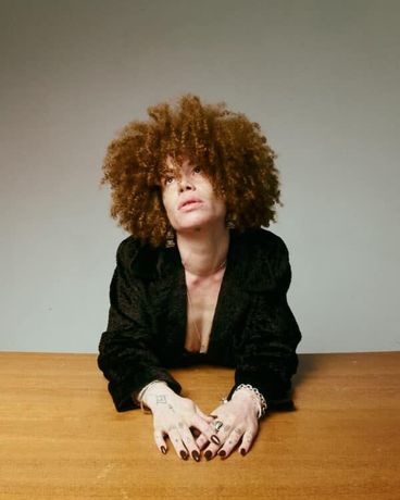 Holly Oluwo《My Turn》：拼贴艺术中的身份与韧性