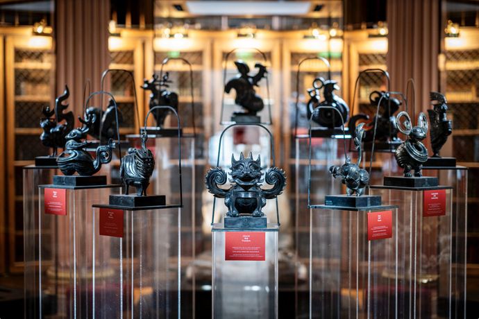 Jiang Qiong Er《守护时间》：中西文化对话的当代艺术之旅