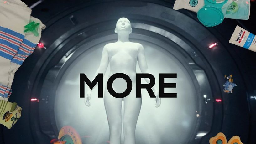 Trisha Baga《MORE》:科技与人性的镜像之旅