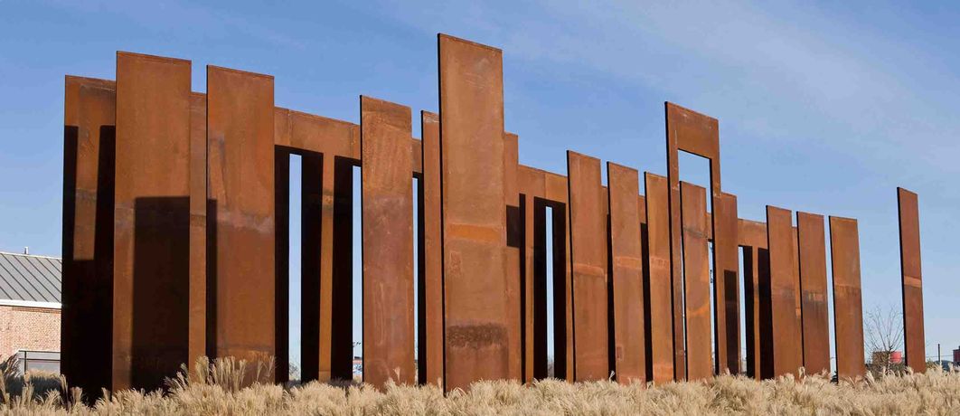 Fausto Melotti《La Sequenza》：空间与音乐的诗意雕塑