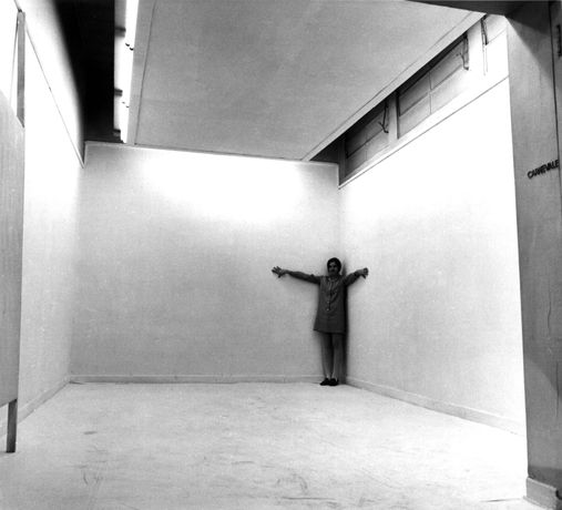 Graciela Carnevale《Pieza Blanca》：极简空间与生命之声的先锋实验