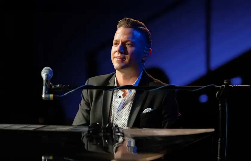 Matthew Lee 2025-2026意大利巡演《L’IMPORTANTE NELLA VITA È AVERE UN PIANO ! - CHRISTMAS EDITION》Ascoli Piceno、Barletta站来了：钢琴摇滚燃爆现场！