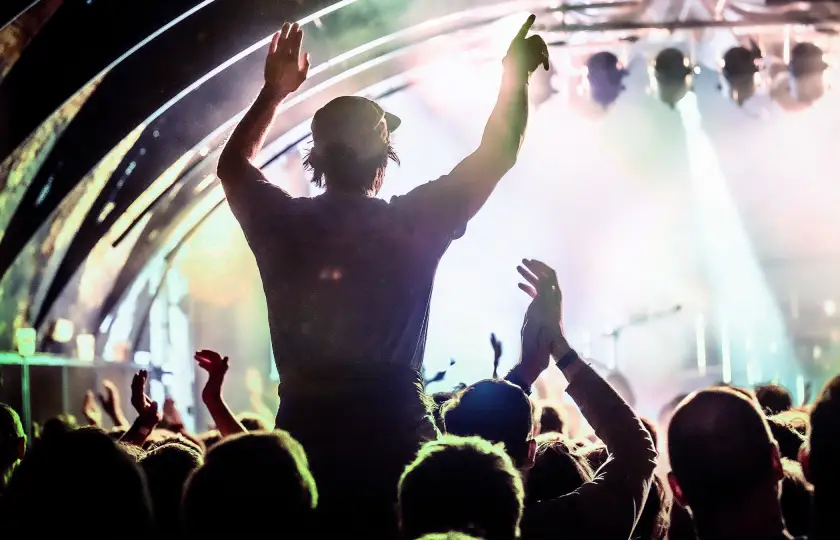 MVRK 2025-2026西班牙巡演《Pórtate bien!》马德里/吉洪/穆尔西亚站来了：全场合唱炸翻天！