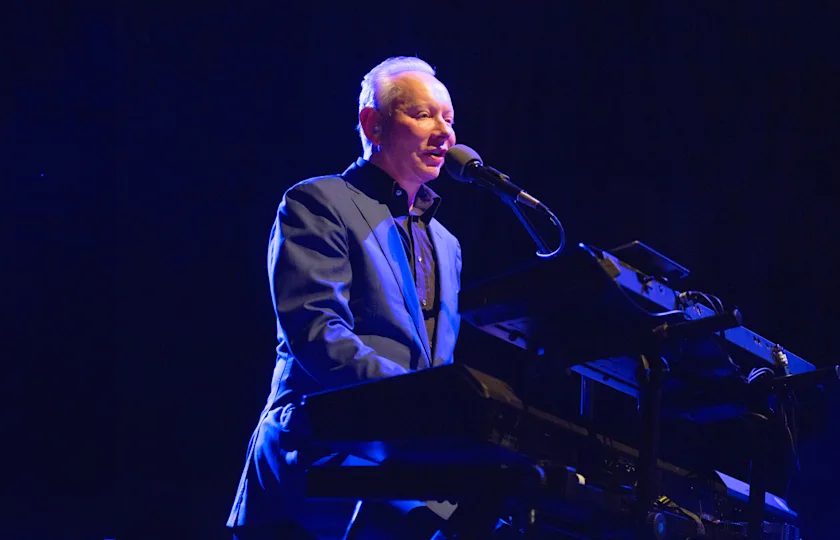 Joe Jackson 2026年演唱会《Live in Madrid》马德里站来了：英伦新浪潮传奇，复古与现代交融的音乐夜！