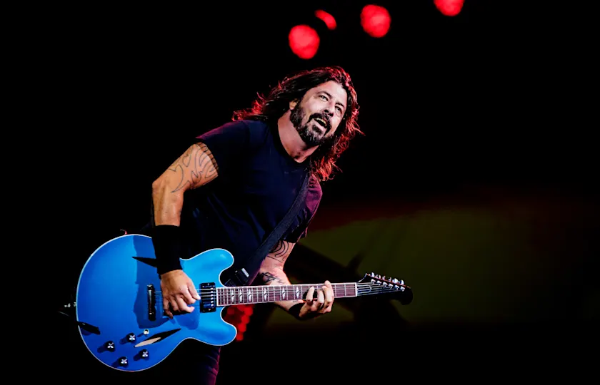 Foo Fighters 2026年演唱会《Foo Fighters Live in Paris》巴黎站来了:摇滚现场,燃爆全场!