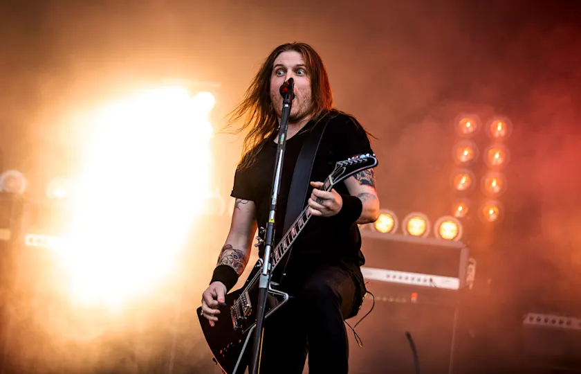 Airbourne 2026德国巡演 Airbourne Tour 柏林、慕尼黑、萨尔布吕肯等城市站来了：硬摇滚炸翻全场，副歌大合唱等你加入！