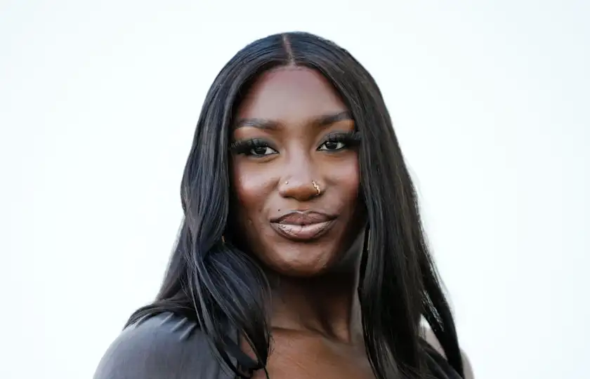 Aya Nakamura 2026年演唱会《Stade de France》圣但尼站来了：三天连嗨，法流行天后全场大合唱！