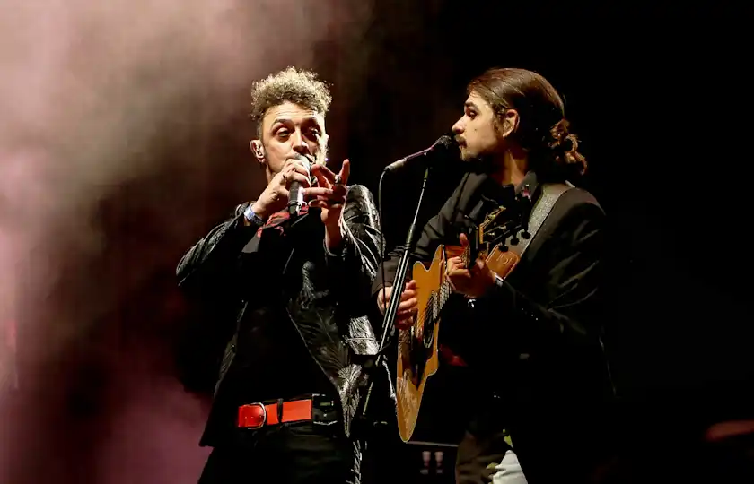 Shinova 2025 马德里演唱会 Shinova Concert 2025 年度 WiZink Center 站来了：西班牙独立摇滚现场炸裂回归！