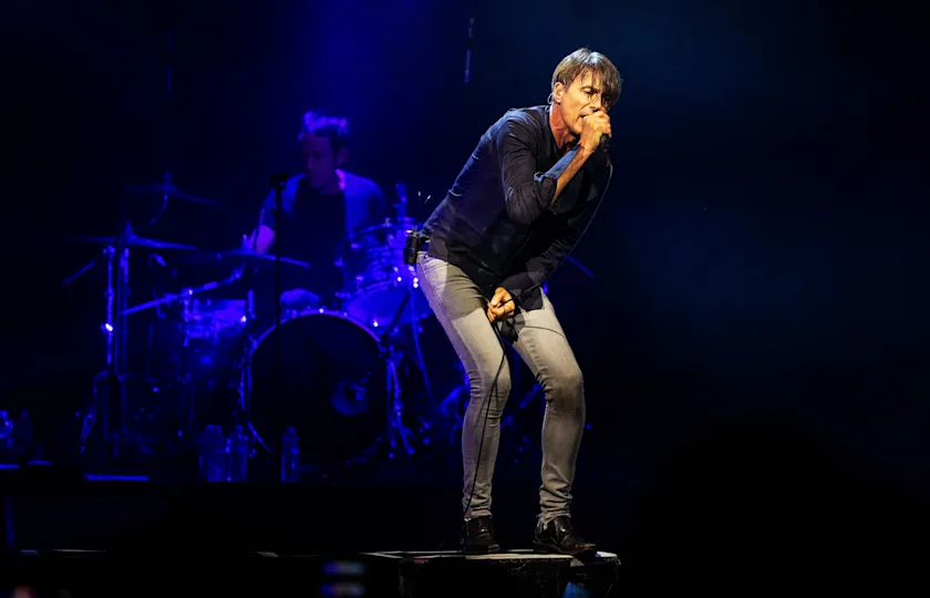 Suede 山羊皮 2026 演唱会《Dancing With The Europeans》柏林站来了:英伦摇滚巅峰现场,柏林乐迷必冲!