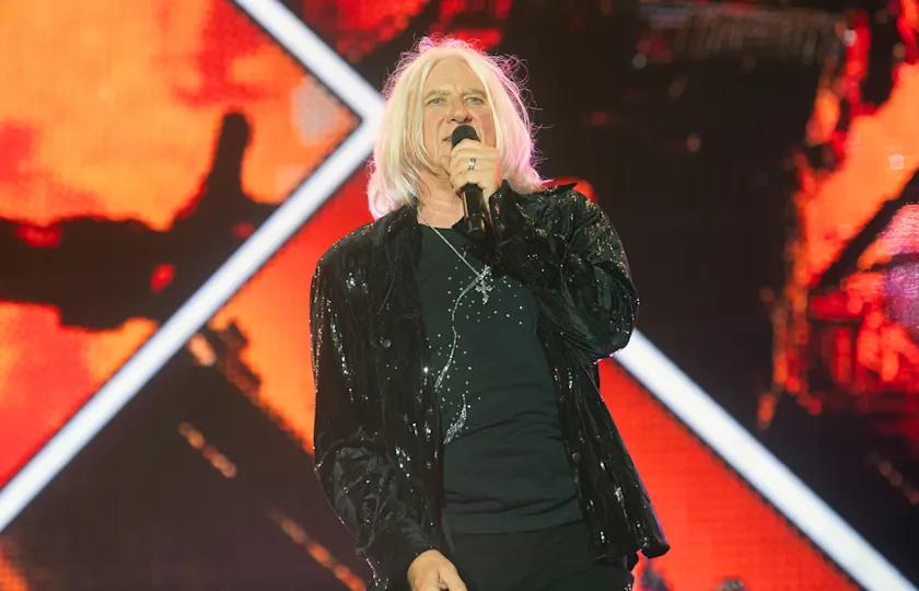 Def Leppard 2026年演唱会《Def Leppard Tour》格拉斯哥站来了:摇滚老炮燃爆英国夏夜!