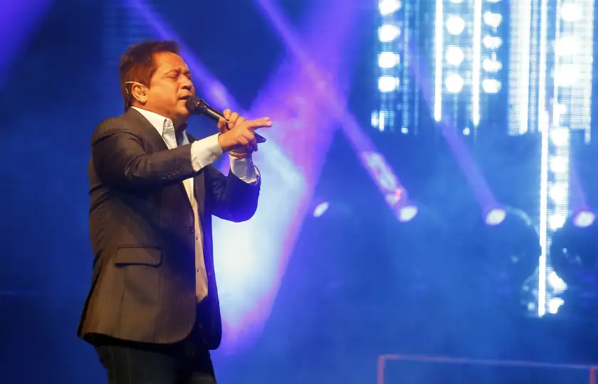 Leonardo 2026 演唱会《Leonardo》罗马站来了：拉丁情歌与温馨互动，春日必冲现场！