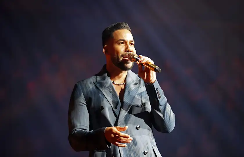 Romeo Santos & Prince Royce 2026 演唱会《Mejor Tarde Que Nunca Tour》巴黎站来了：拉丁天王双人炸场，法兰西唯一一站！