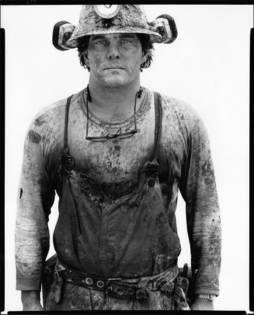 Richard Avedon《Facing West》：直面美国西部的真实与人性