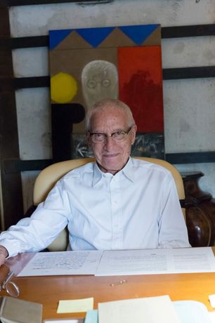 Alessandro Mendini《Alessandro Mendini》：后现代设计的诗意与幽默