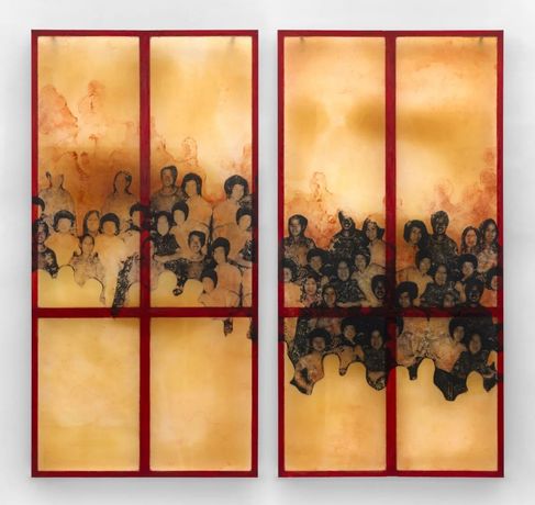 KV Duong《Where Wound Becomes Water》：以乳胶为媒介，编织离散家庭的记忆与历史伤痕