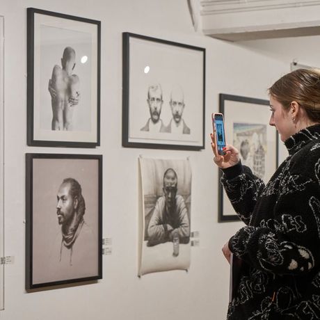 德文特艺术奖《Derwent Art Prize》：全球顶尖铅笔艺术大赏
