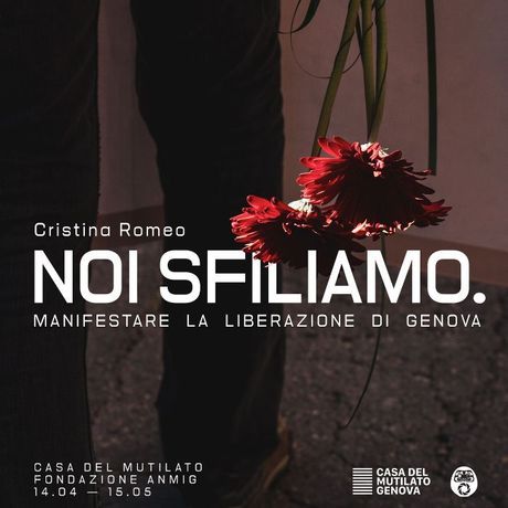 Cristina Romeo 《Noi sfiliamo. Manifestare la Liberazione di Genova》:以摄影探讨解放记忆与当代参与