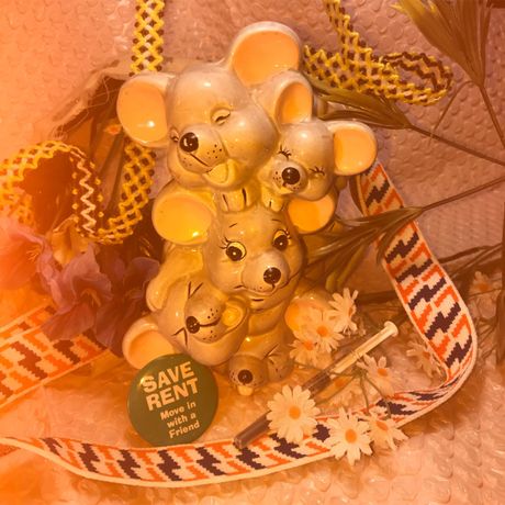 群展《Sick Days》:以病假之名,重新定义身体与时间