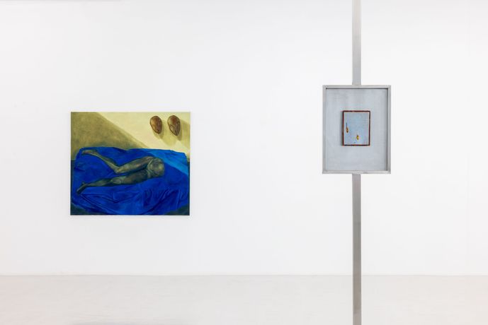 Alessandro Fogo《Un assoluto al posto di Dio》：探索神圣与个人符号的当代绘画