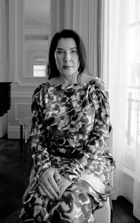 Marina Abramović《Transforming Energy》：一场行为艺术与文艺复兴的跨时空对话