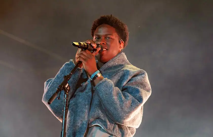 Daniel Caesar 2026 演唱会 布鲁塞尔站来了：从巴黎出发，一起感受灵魂之夜