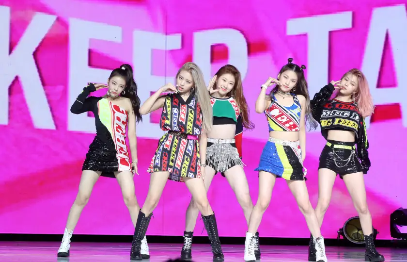 ITZY 2026 欧洲巡演来了：伦敦、巴黎、阿姆斯特丹、法兰克福站