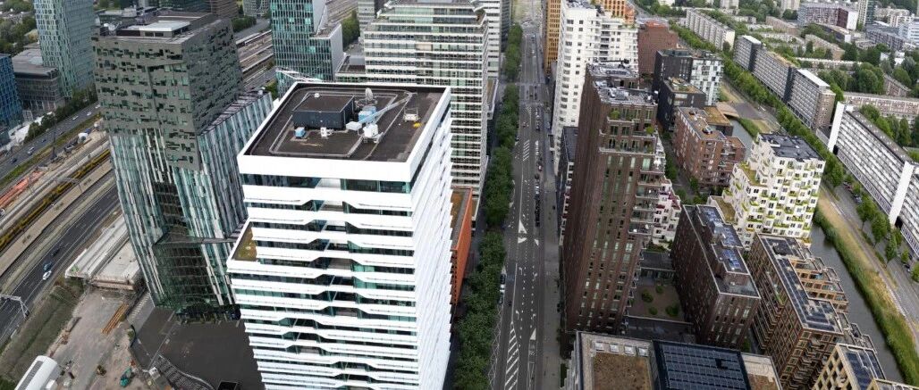 荷兰企业主焦虑升级！1/5担心大选冲击生意，政治不确定让中小企业“冻住了”…