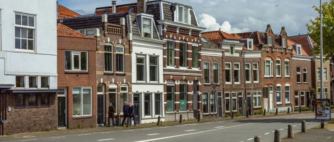 荷兰住房危机 | 租金上涨与房东撤退,荷兰人如何应对住房压力?
