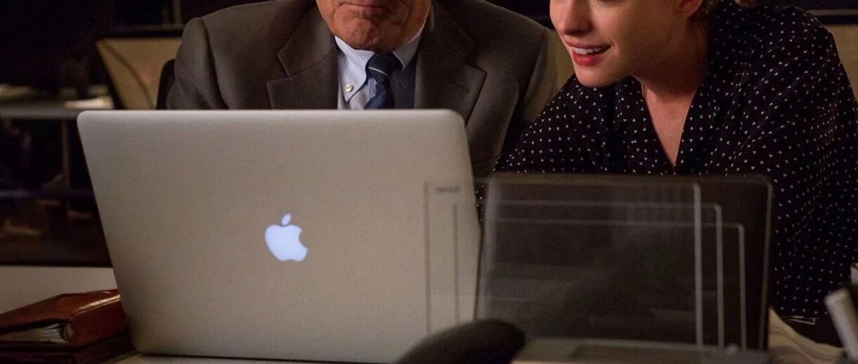 荷兰工资曲线 | 揭秘荷兰人一生的薪资高峰与财富变化